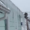 water damage caused from ice dams
