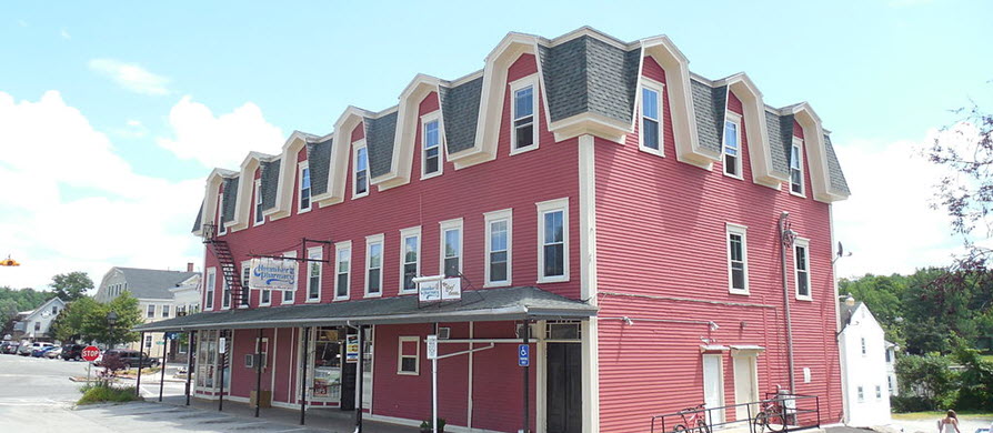 Henniker_Pharmacy,_Henniker_NH-Soil-Away